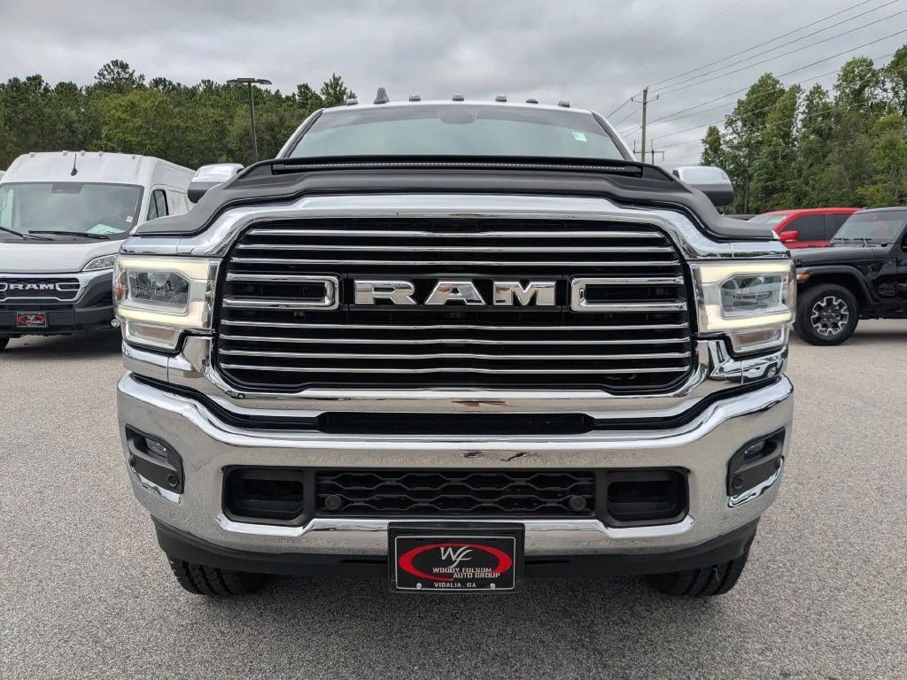 Used 2022 White Ram Laramie image 10