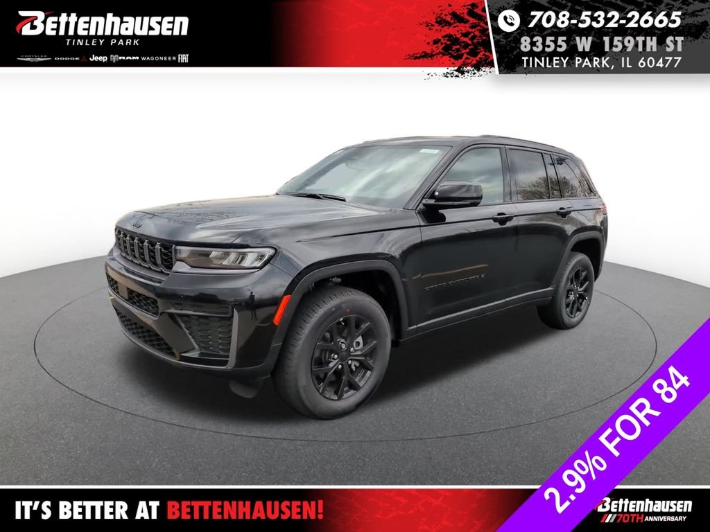 New 2026 Diamond Black Crystal Pearlcoat Jeep Altitude image 18