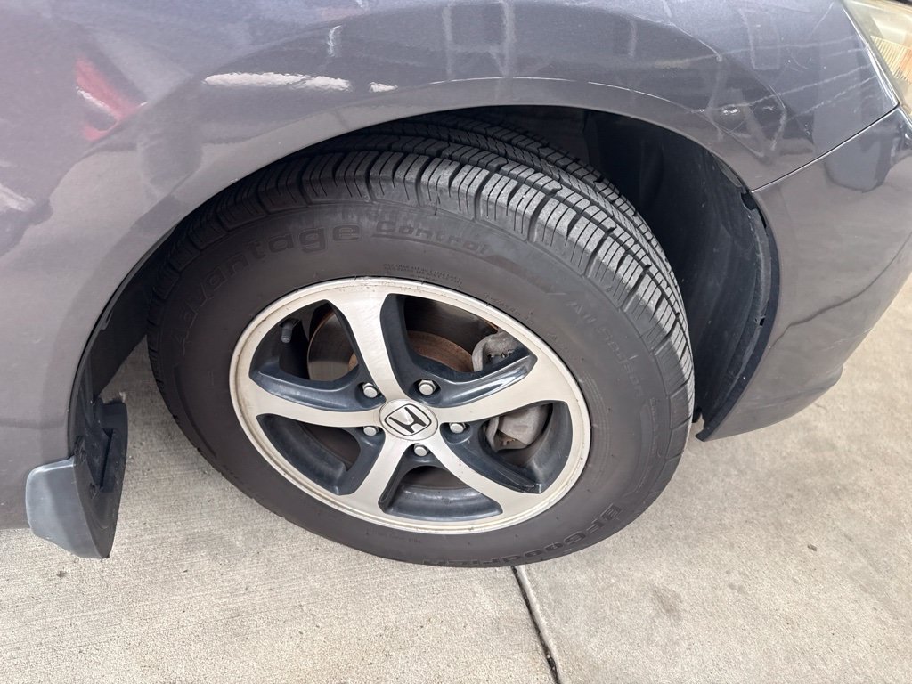Used 2015  Honda SE image 15