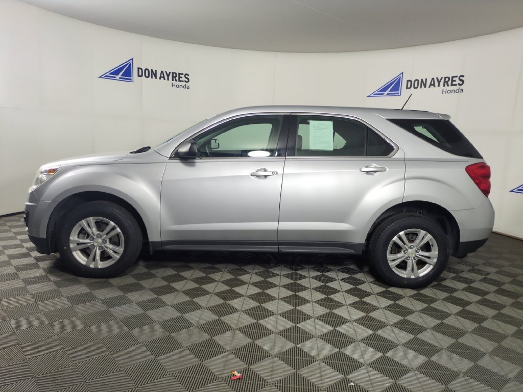 Used 2015 Silver Ice Metallic Chevrolet LS image 2