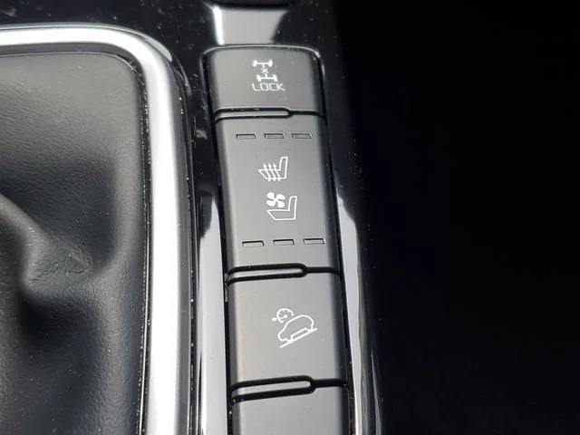 Certified Used 2024 White Kia SX image 32