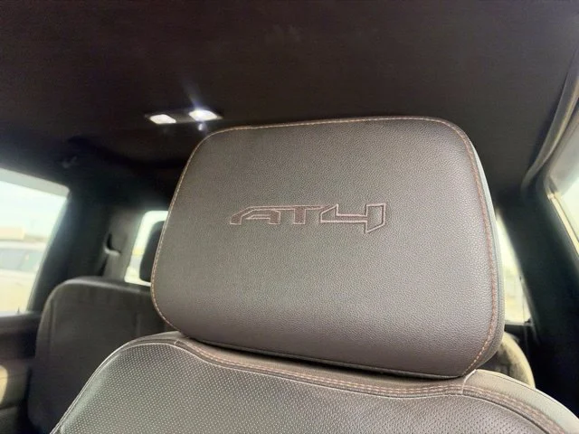 Used 2021 White GMC AT4 image 22