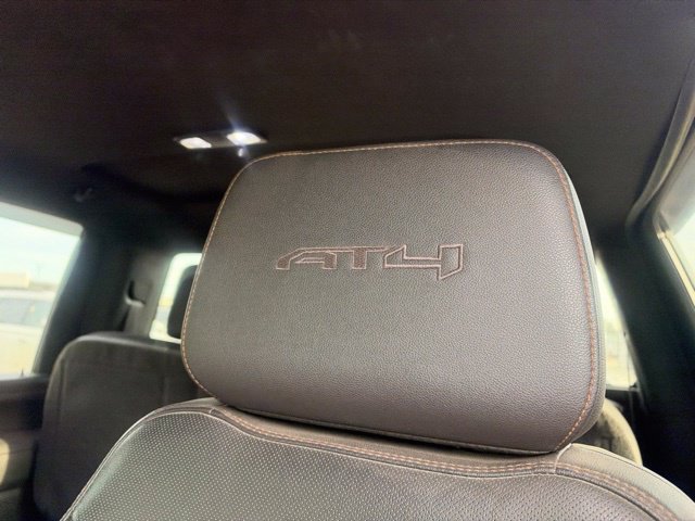 Used 2021 White GMC AT4 image 22