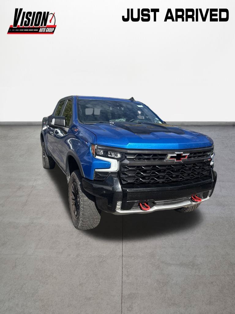 Used 2022  Chevrolet ZR2 image 4