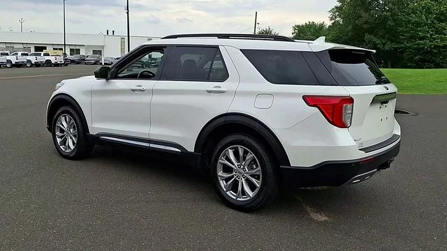 2023 Ford Explorer XLT - Photo 6