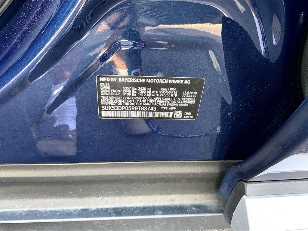 Used 2024 Blue BMW xDrive30i image 28