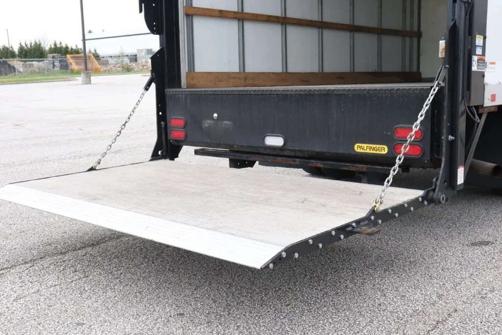 Used 2022 Summit White Chevrolet Work Van image 24