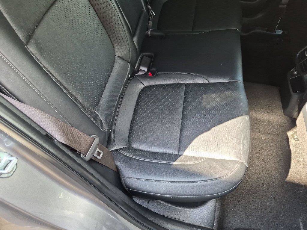 Used 2022 Gray Kia EX image 22