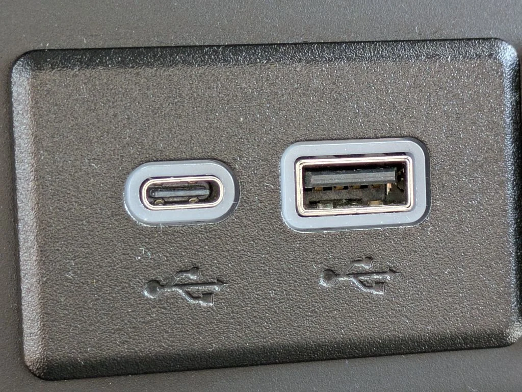 Used 2024 Summit White Chevrolet Custom image 22