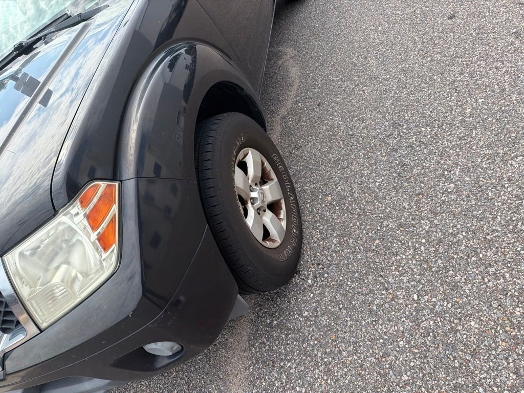 Used 2012 Black Nissan SV image 4