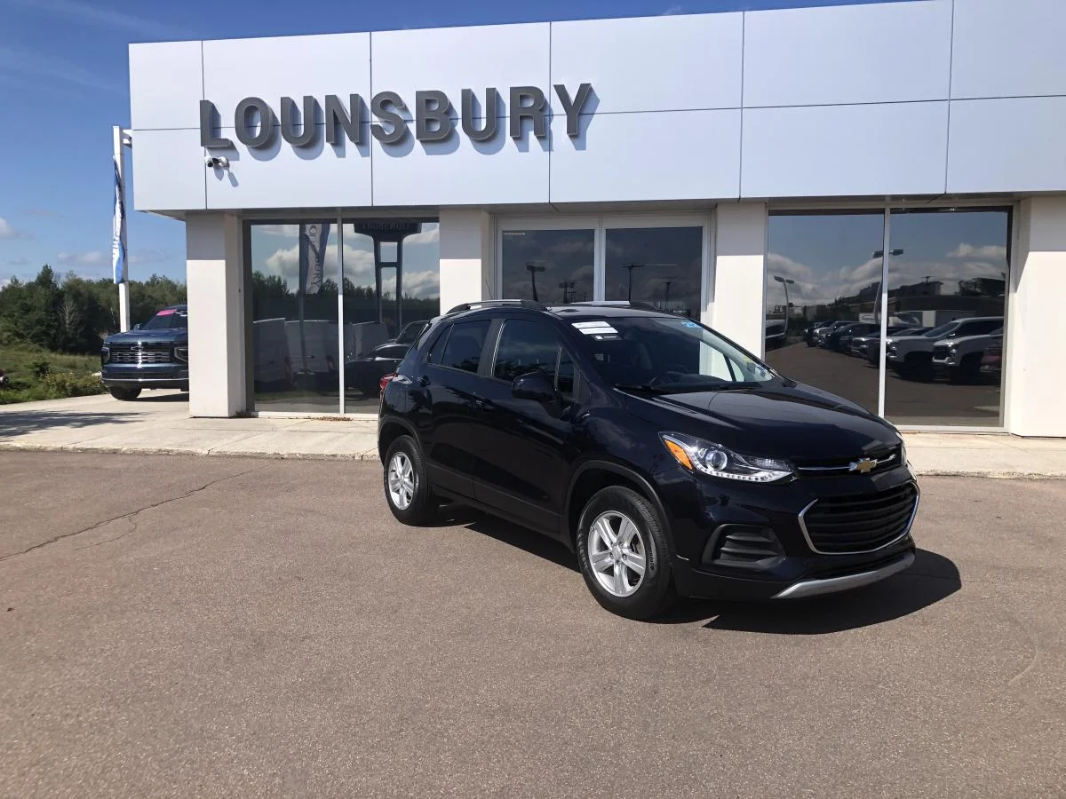 Used 2022 Blue Chevrolet Awd 4dr Lt image 1