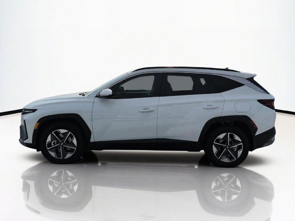 New 2026 White Hyundai SEL Plus FWD image 10