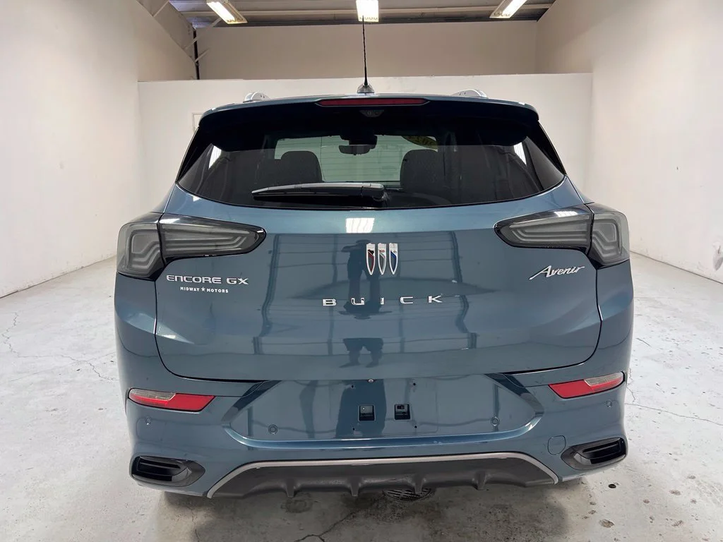 2024 Buick Encore GX Avenir - Photo 10
