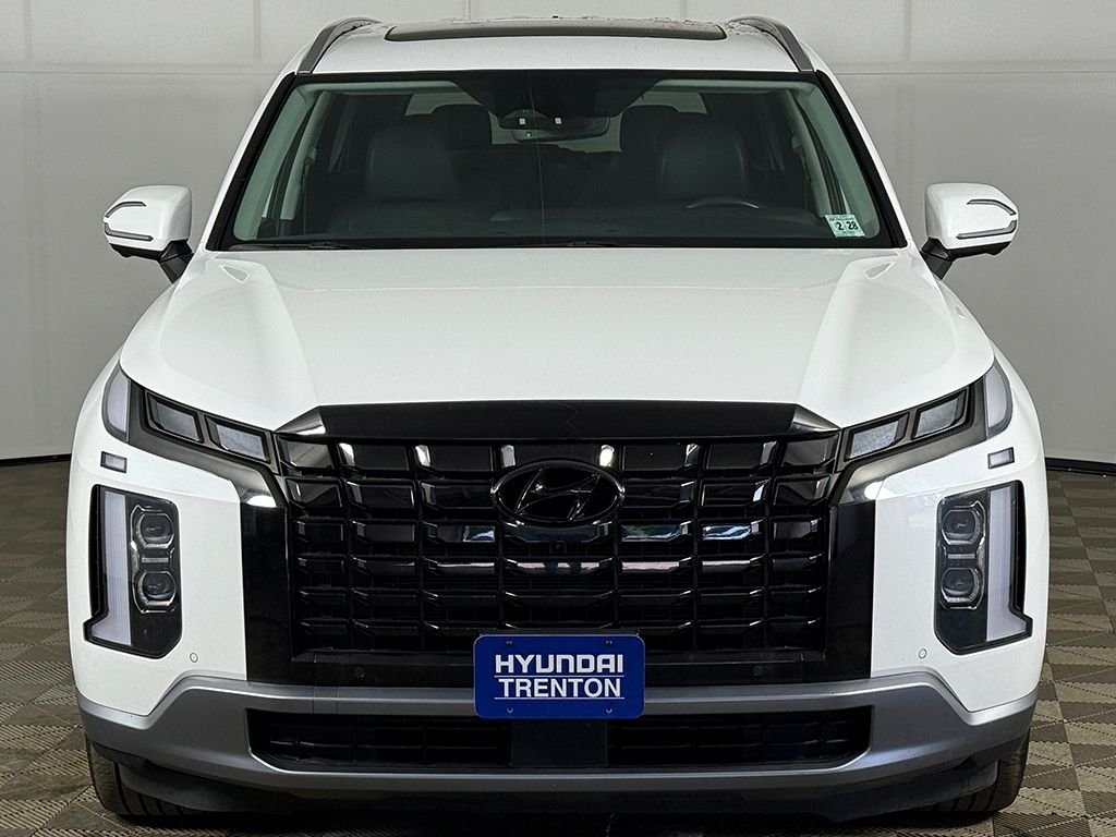 Used 2023 White Hyundai SEL image 17