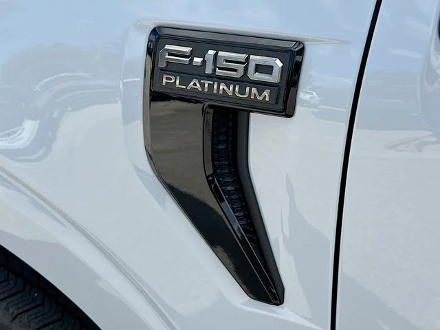 New 2025 White Metallic Ford Platinum image 19