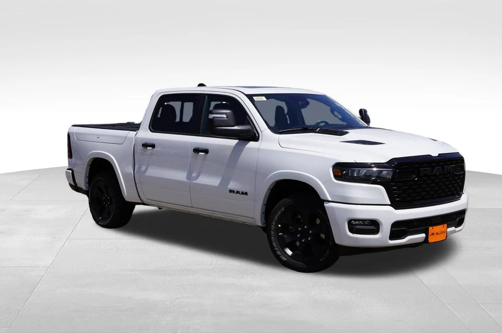 2026 RAM 1500 Big Horn/Lone Star 4x4 Crew Cab 5'7's photo