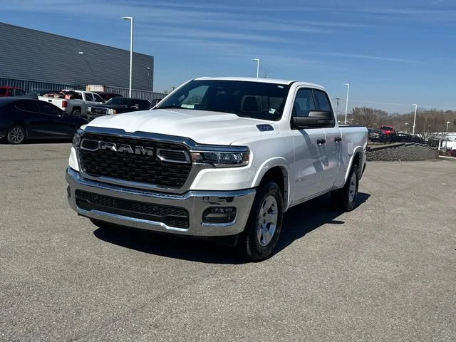 Used 2025 White Ram Big Horn/Lone Star image 9
