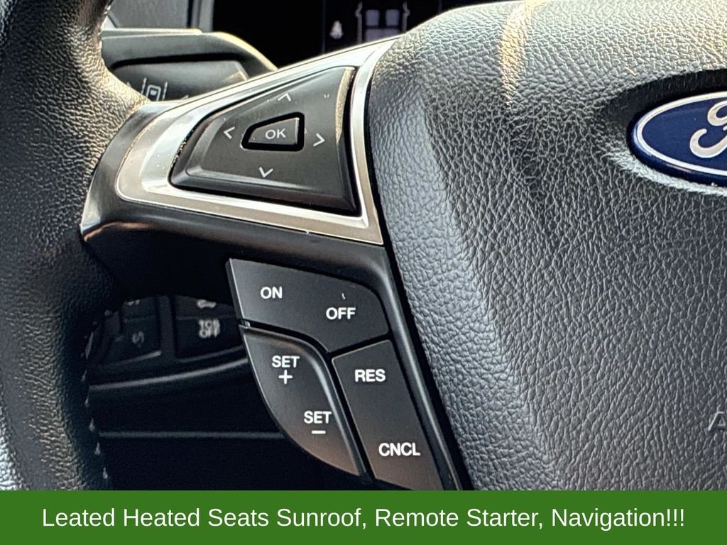 Used 2022 Silver Ford SEL image 27