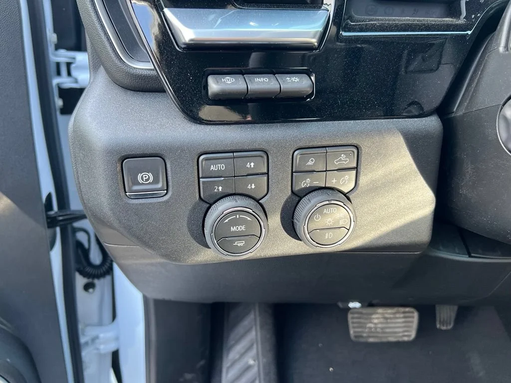 New 2026 Polar White Tricoat Chevrolet LTZ image 11