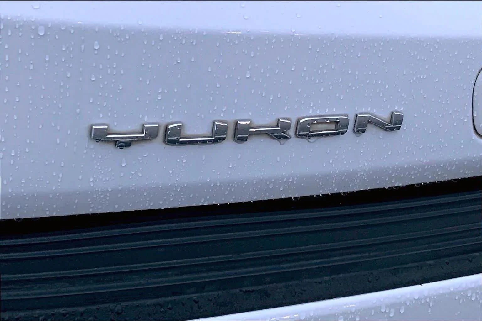 Used 2021 Summit White GMC SLT image 28