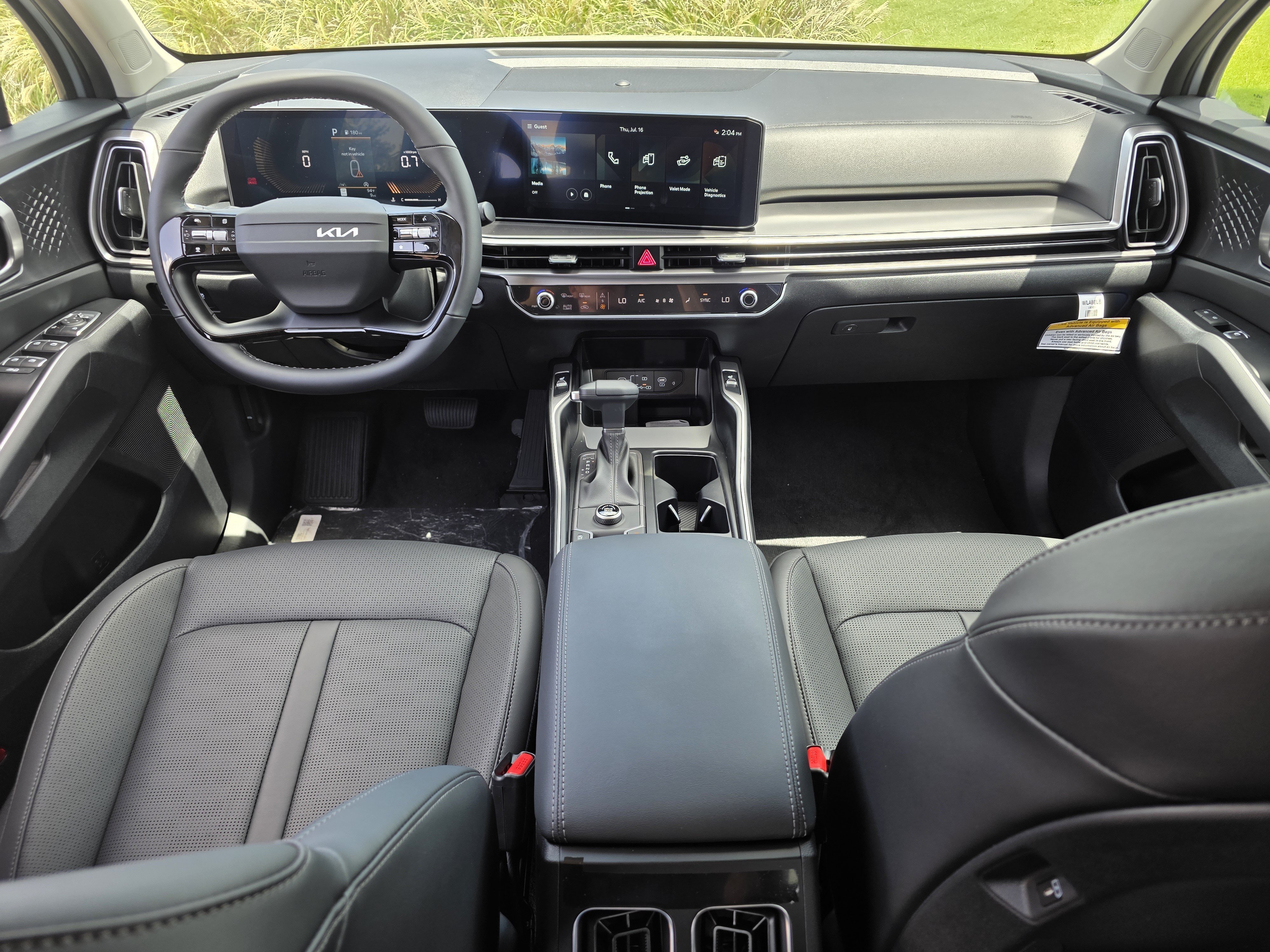 New 2026 Ivory Silver Kia S image 5