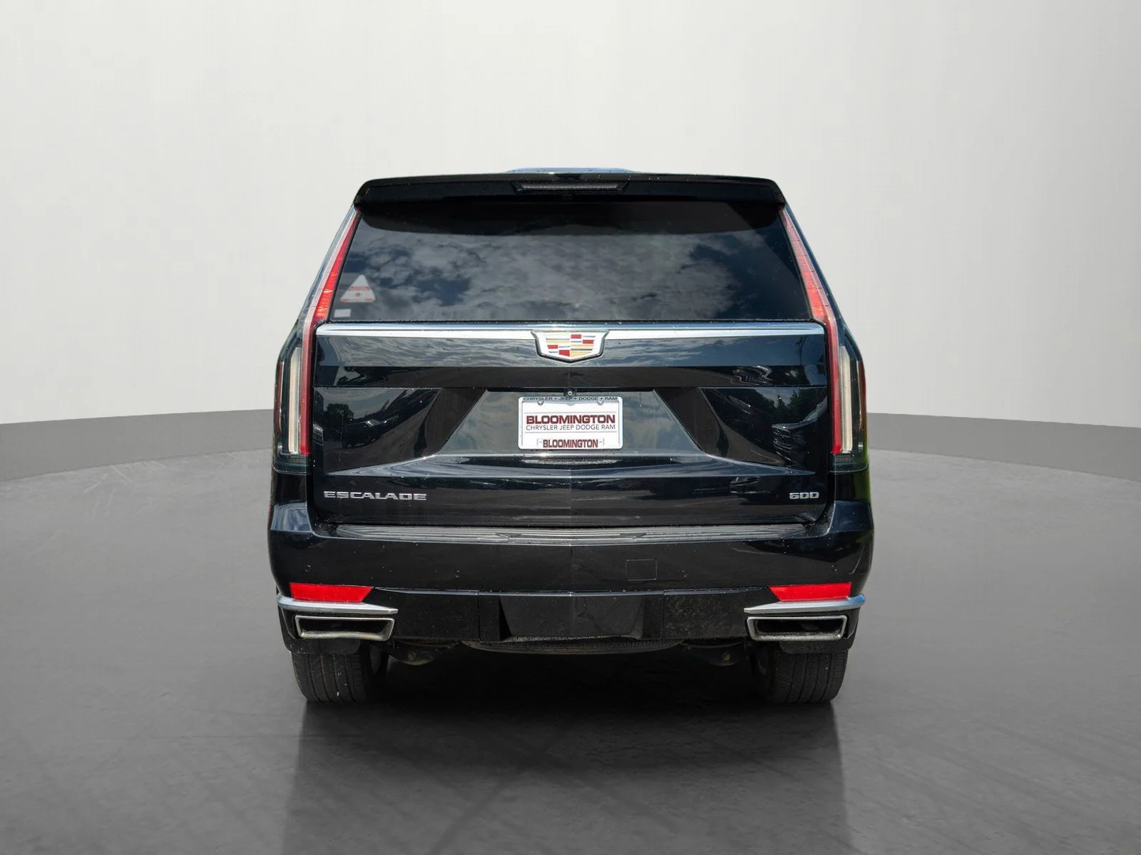 Used 2022 Black Cadillac Luxury image 6