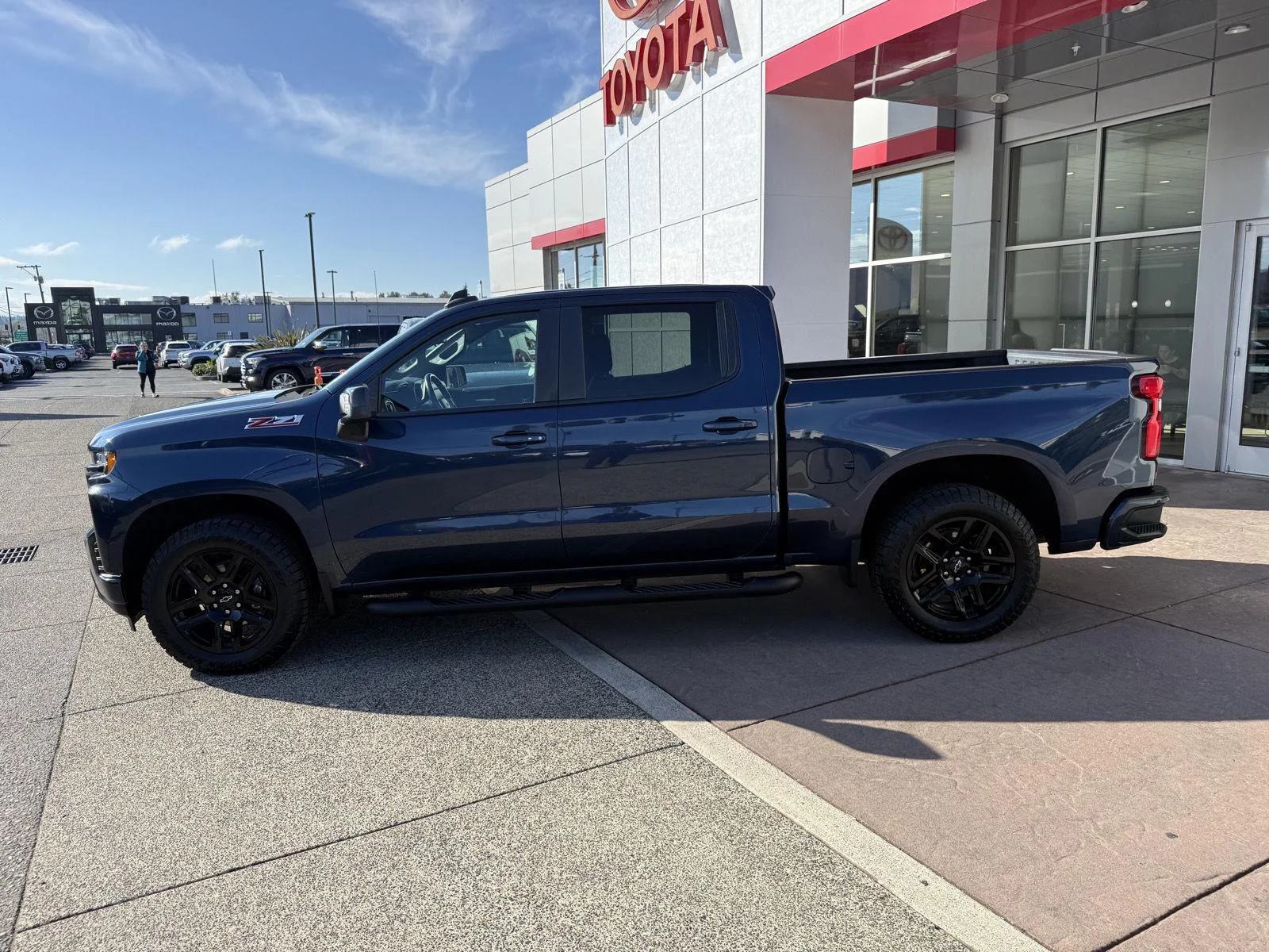 Used 2022 Northsky Blue Metallic Chevrolet RST image 3
