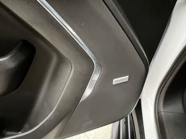 2022 Chevrolet Suburban Premier - Photo 33