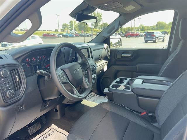 2026 Chevrolet Silverado 1500 Custom - Photo 13