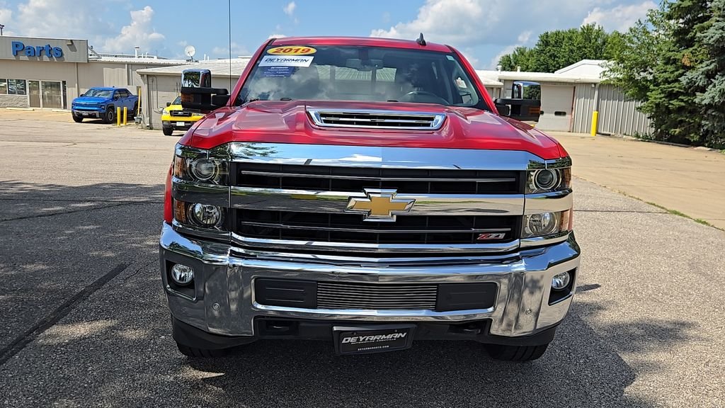 Used 2019 Red Chevrolet LTZ image 3