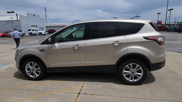 2017 Ford Escape SE - Photo 6