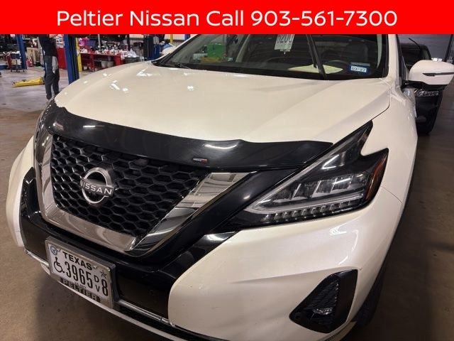 Used 2024 White Nissan SL image 3