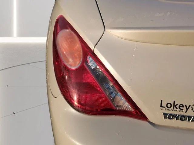 Used 2006  Toyota SLE image 9
