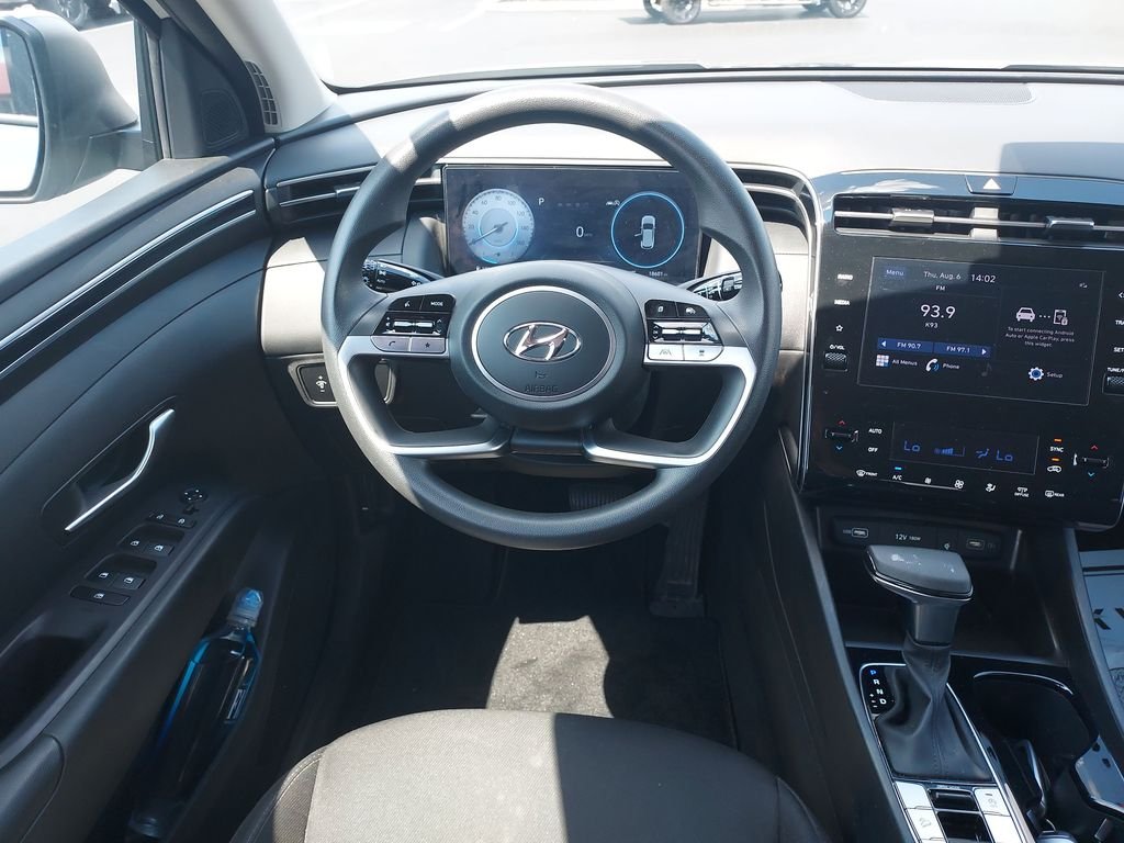 Used 2024 Silver Hyundai SEL image 19