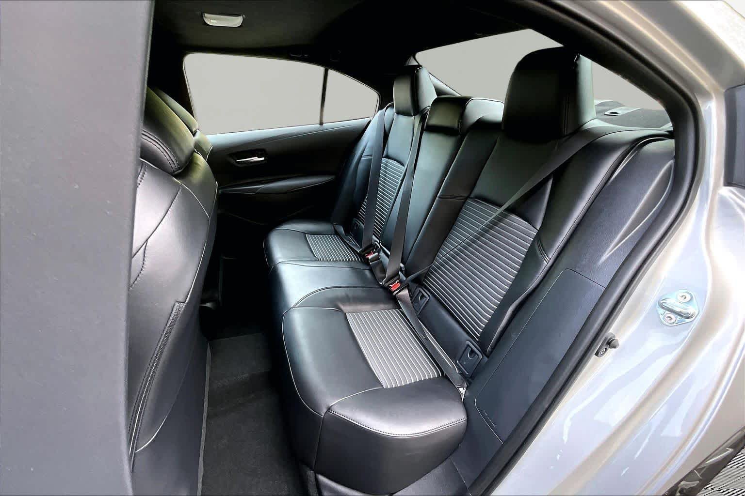 Used 2025 Classic Silver Metallic Toyota XSE image 21
