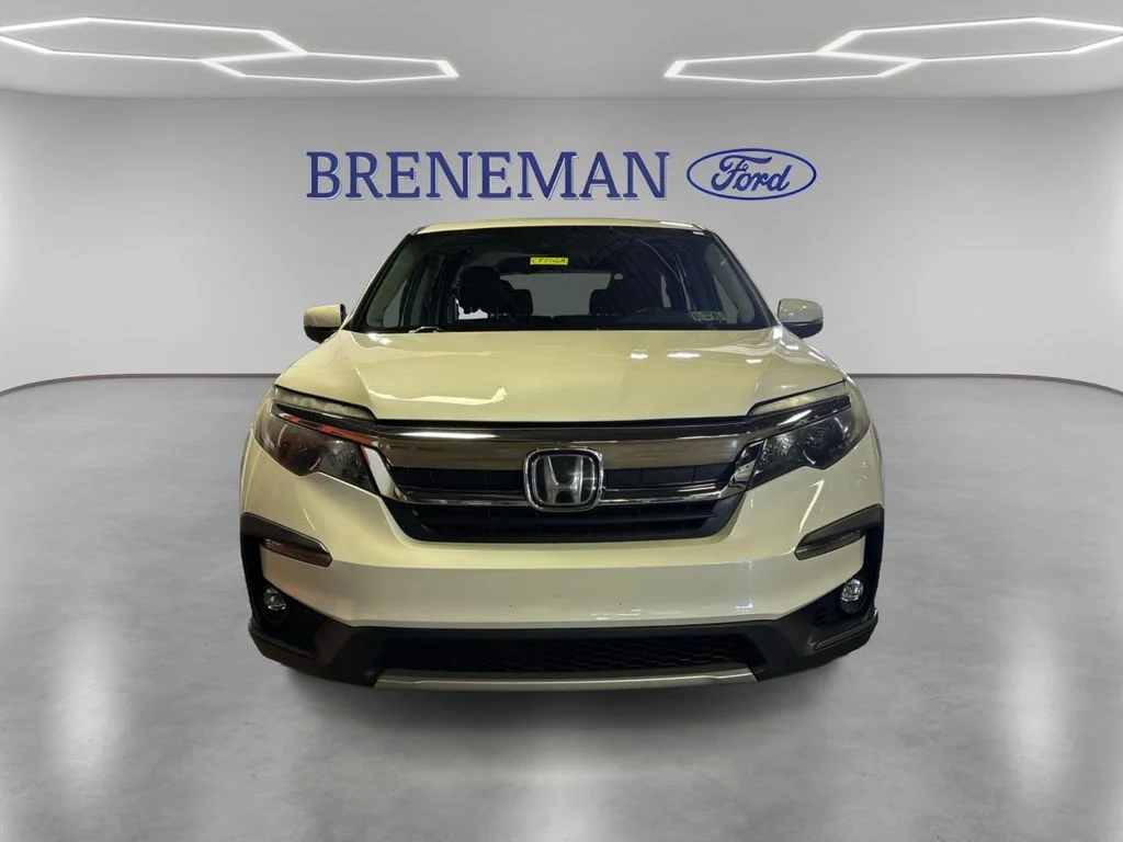 Certified Used 2019 White Diamond Pearl Honda EX image 2