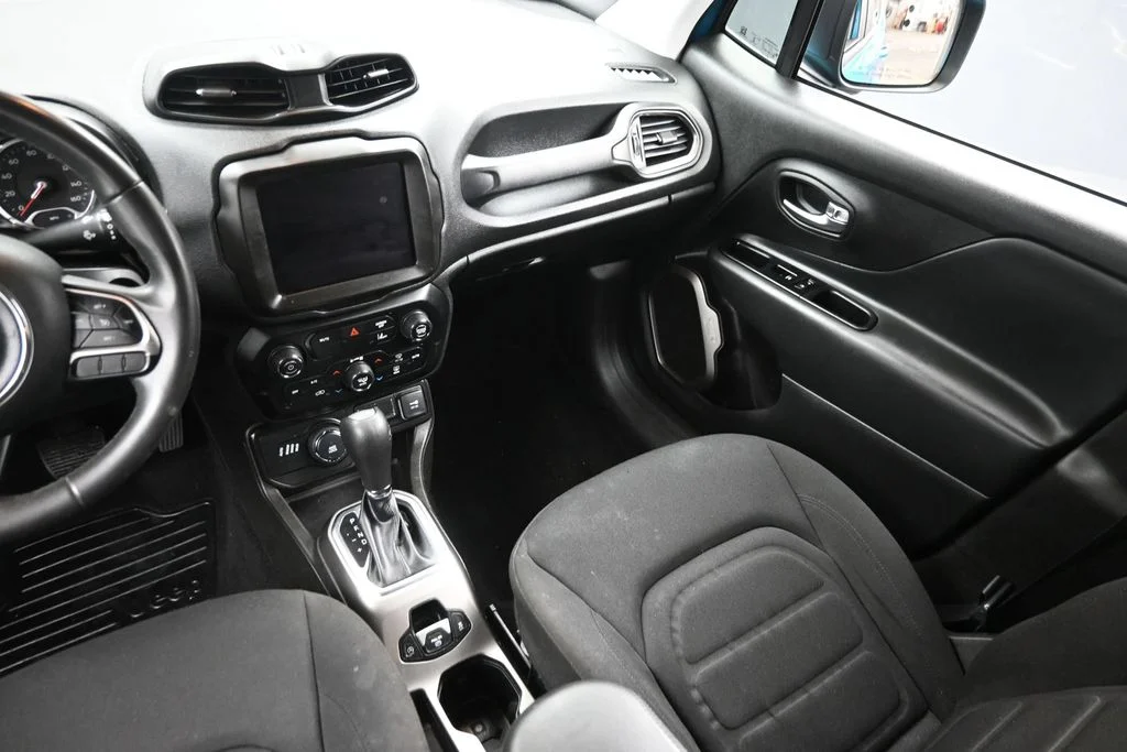 Certified Used 2022 Teal Jeep Latitude image 15