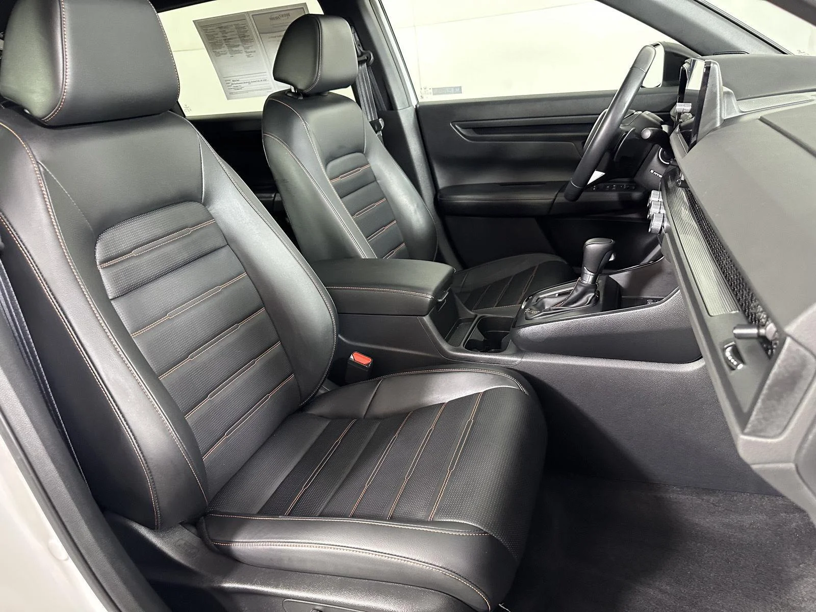 Used 2024 Platinum White Pearl Honda Sport-L image 8