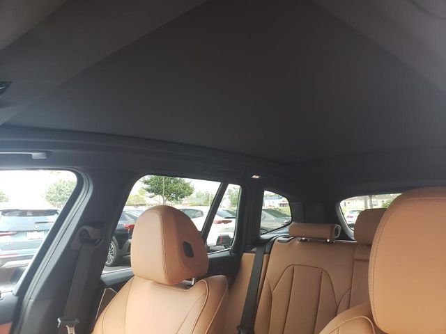 Used 2023 Blue Metallic BMW xDrive30i image 22
