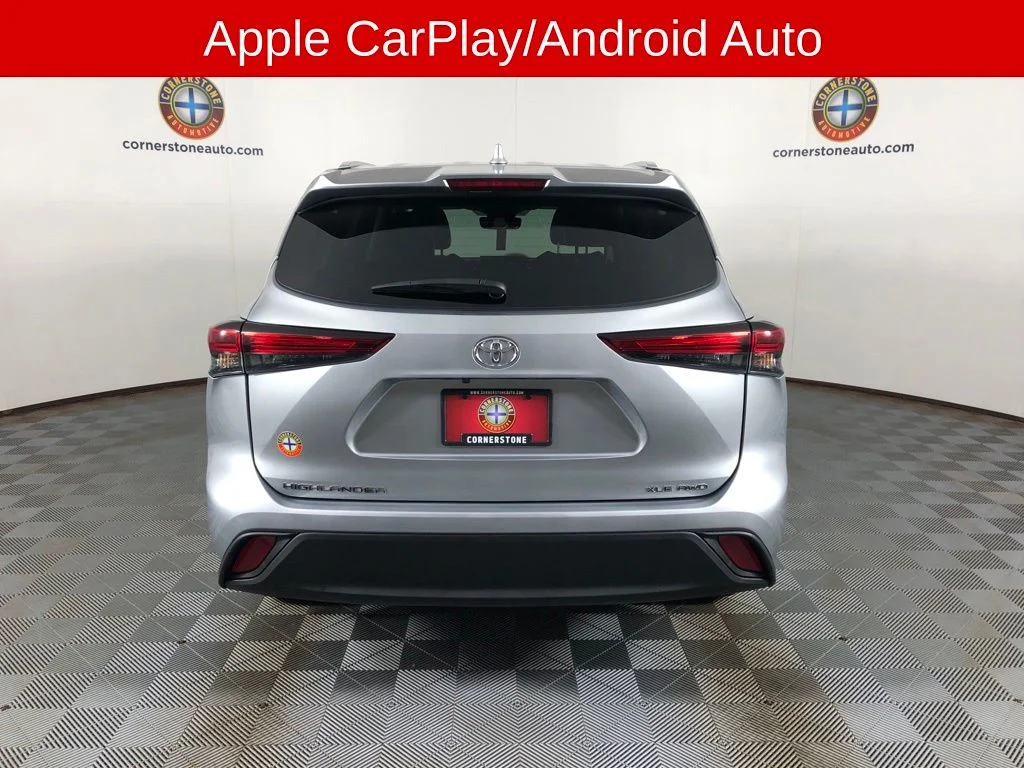 Used 2023 Silver Toyota XLE image 18