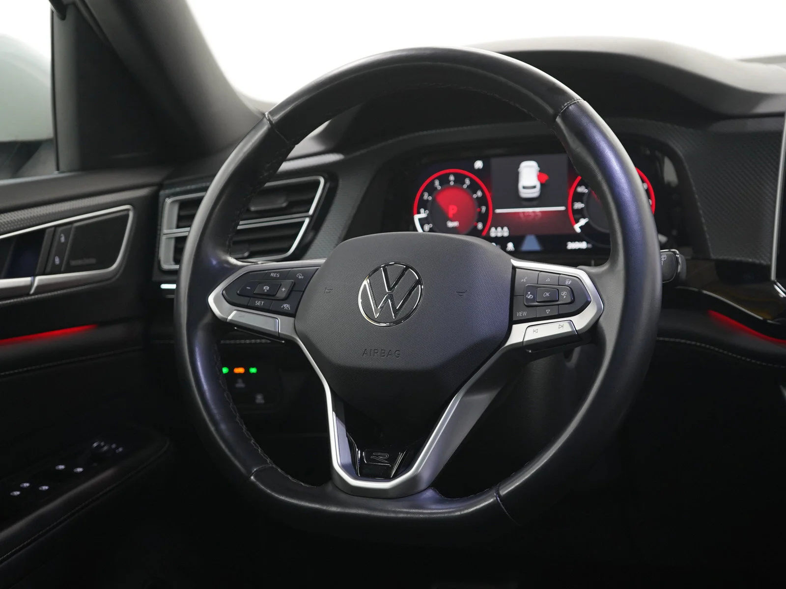 Used 2024 Pure White Volkswagen 2.0T SEL Premium R-Line image 14