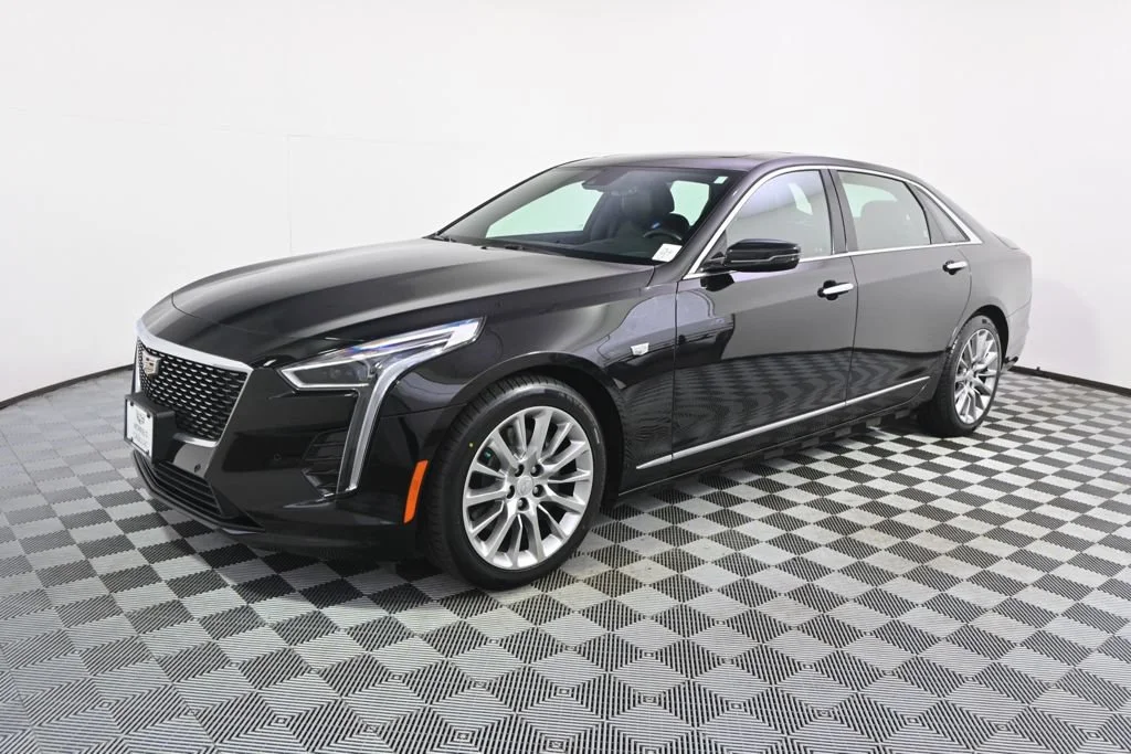 Used 2019 Cadillac CT6 Luxury with VIN 1G6KB5RS5KU138314 for sale in Minneapolis, Minnesota