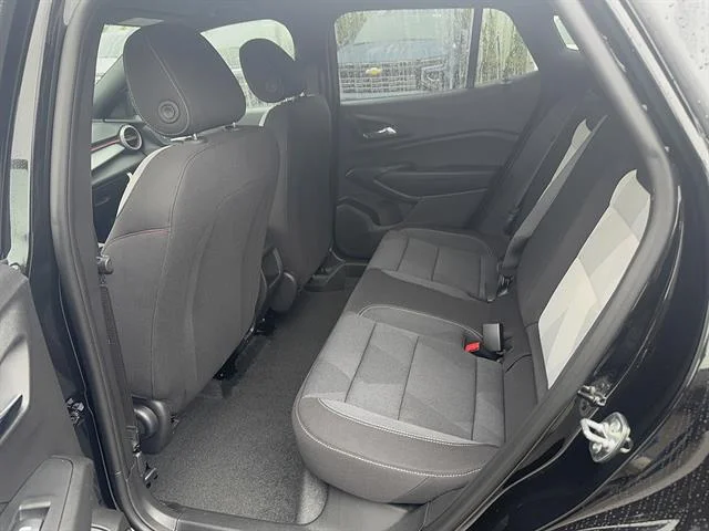 2026 Chevrolet Trax RS - Photo 10