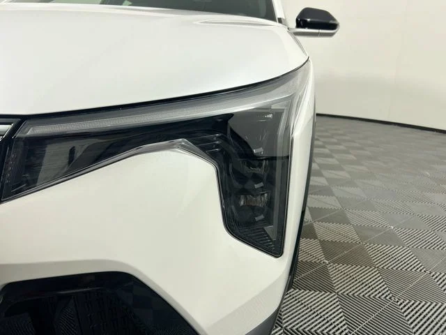 New 2026 Snow White Pearl Kia GT-Line image 11