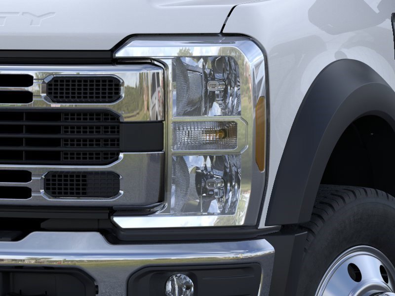 New 2026 Oxford White Ford XLT image 19