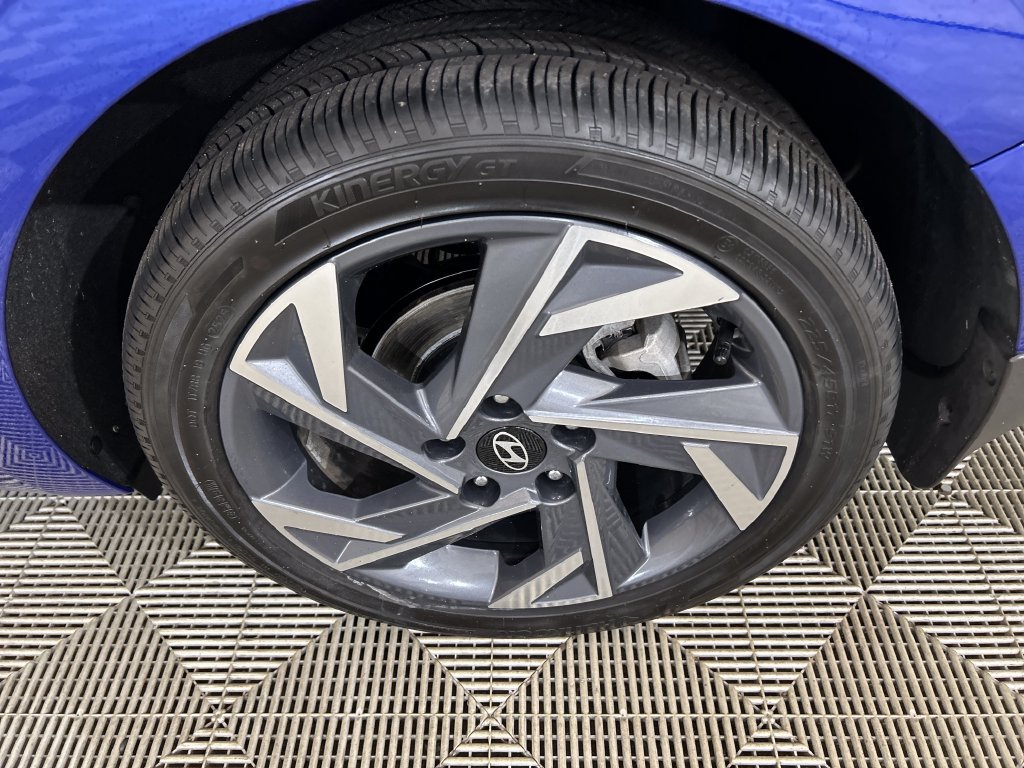 Used 2025 Blue Hyundai SEL Sport image 10