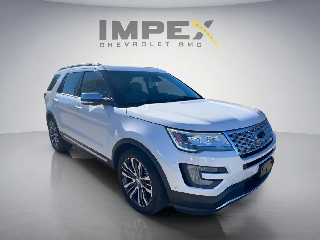 Used 2017 White Ford Platinum image 7