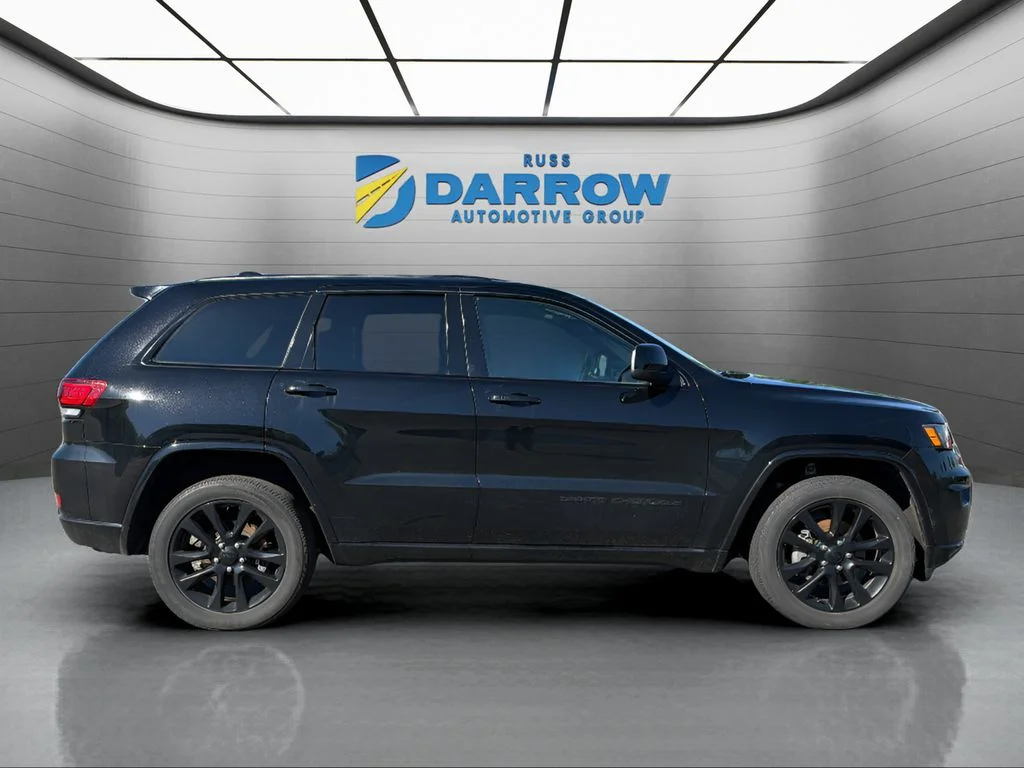 Used 2020 Black Jeep Altitude image 6