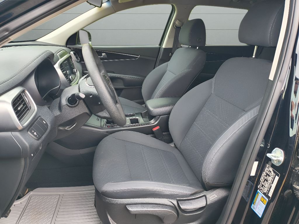 Used 2020 Ebony Black Kia LX V6 image 12