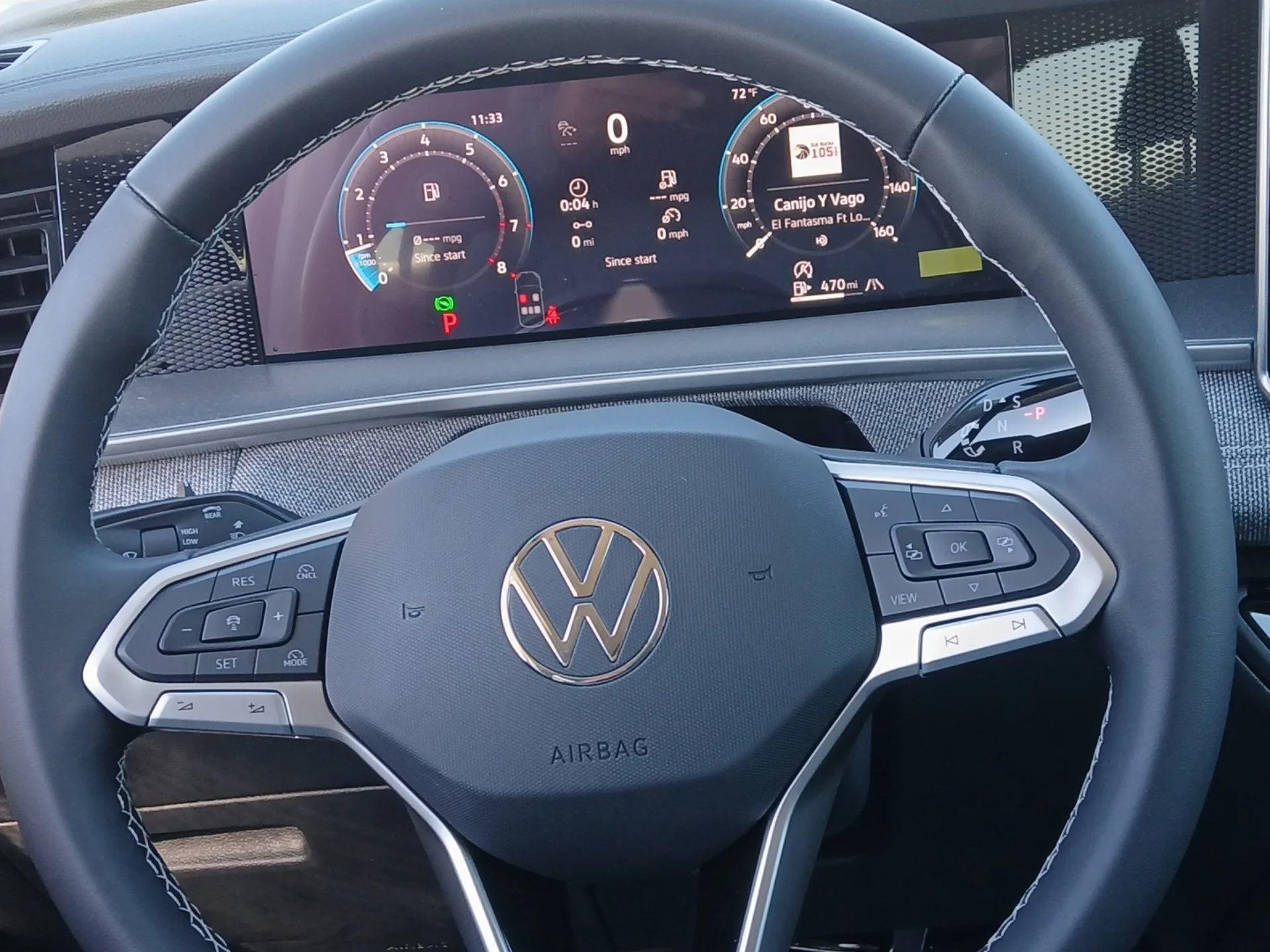 New 2026 Platinum Gray Metallic Volkswagen S image 11